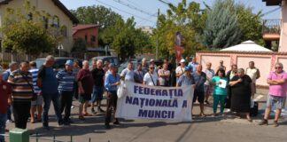 Proteste ale pensionarilor la Casa de Pensii Gorj