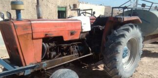 Bărbat din Runcu, reținut pentru furt, distrugerea unui tractor și conducere fără permis