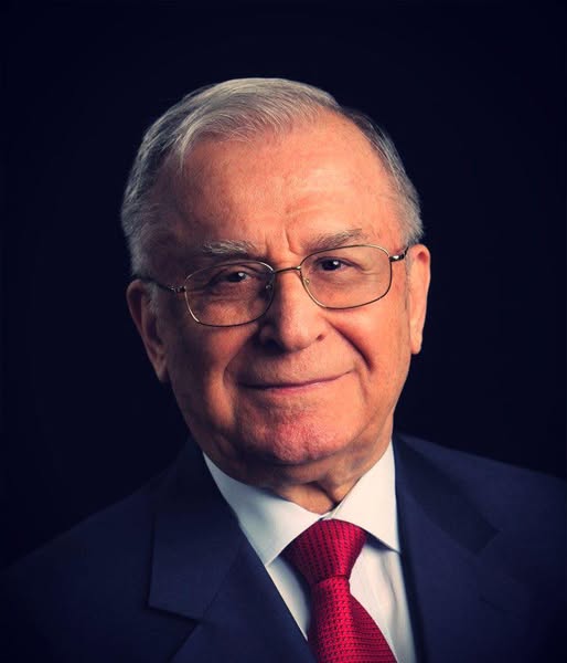 iliescu-1.jpg blank