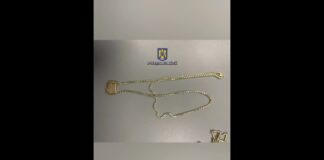 (VIDEO) Gorj: Şi-a reclamat fiica la Poliţie pentru că i-a furat bani şi bijuterii în valoare de 300.000 de lei