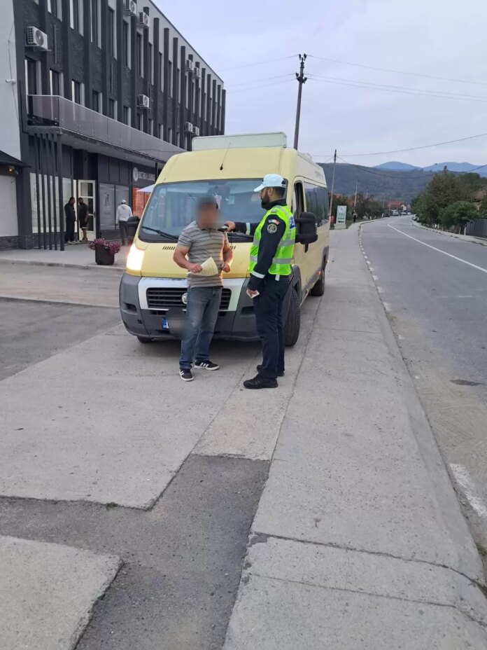 microbuze-4.jpg blank