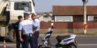 Un hunedorean prins în Gorj când conducea un moped băut şi fără permis de conducere