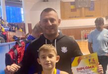Milan Rușeț, noul campion național la lupte, la numai 8 ani blank