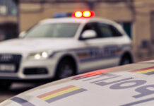 Un bărbat băut și fără permis a intrat cu mașina în gardul unei locuințe