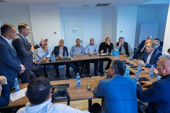 lideri-minister.jpg blank