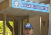 Acțiune civică în fața Prefecturii Gorj, împotriva genocidului social. Manu Tomescu: ”Familia mea trăiește aici” blank