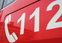 10:27 Intervenție a pompierilor la un apartament din Târgu-Jiu. Proprietara, dusă la spital blank