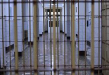 Gorj: Asistenta medicală care lua bani pentru vaccinări fictive va sta 7 ani la închisoare