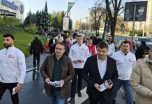 Deputat de Gorj, în campanie la București blank