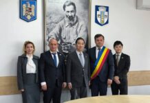 14:51 Ambasadorul Japoniei, în vizită la Târgu Jiu. Ce a discutat cu primarul Romanescu blank