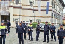 Acțiuni ale polițiștilor în școlile din Târgu Jiu blank