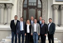 09:28 Liberalii anunță că nu-i vor cere scuze viceprimarului Tudor blank