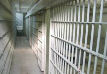 Minor reținut pentru 24 de ore după ce a agresat un alt adolescent în Târgu Jiu