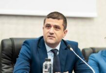 Ministrul Radu Miruţă şi-a publicat diplomele, după ce Victor Ponta l-a atacat pe facebook: Doctoratul meu e pe bune, nu ca al dumneavoastră