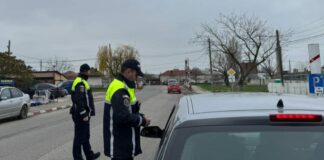 Acțiune amplă a Poliției Transporturi Craiova: peste 100 de sancțiuni aplicate la trecerile la nivel cu calea ferată