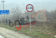 13:15 Accident la intrarea în Târgu Jiu. Mașină distrusă