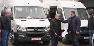 09:35 Microbuze școlare electrice pentru alte 5 localități