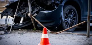 Gorj: Accident grav pe DN 66, la Bălănești. O tânără rănită după o coliziune frontală