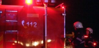 19:04 Incendiu puternic la un magazin de mobilă din Târgu-Jiu