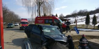 Accident rutier la Câlnic: o pasageră rănită, doi șoferi testați negativ pentru alcool