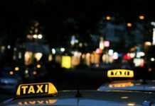 Agresiune și furt în taxi, la Târgu Jiu. Un tânăr, reținut după ce și-a atacat fosta concubină