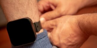 Tânăr din Târgu Jiu, reținut după ce și-a tăiat brățara electronică și a fugit din județ. Voia să plece din țară