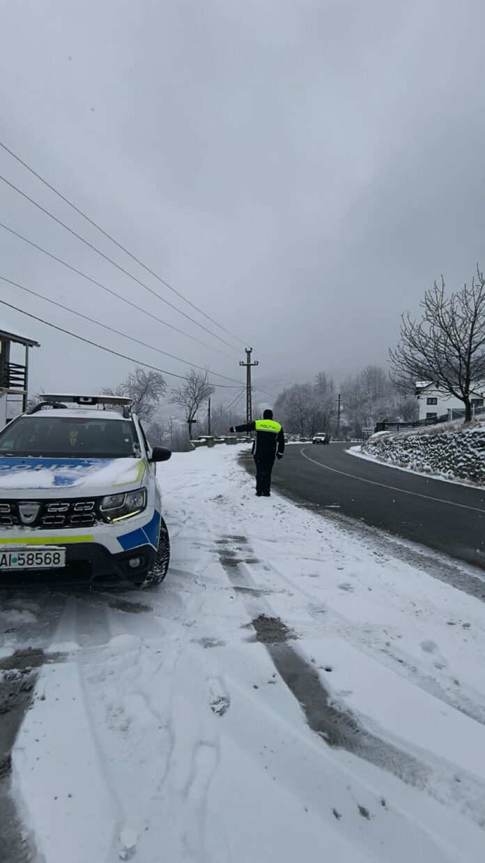 politie-iarna1.jpeg