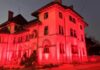 14:29 Primăria Târgu-Jiu, iluminată în roșu. Care e motivul