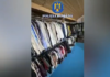 17:57 Magazin clandestin, cu haine de firmă, în mansarda casei. Marfă de 1,6 milioane de lei, confiscată