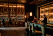 A băut până a iscat un scandal uriaș într-un bar! Au intervenit polițiștii pentru a calma spiritele