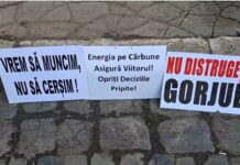 AGA a aprobat concedierile. Ce speranțe mai au minerii