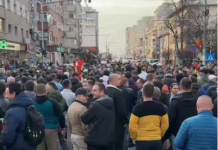 Sute de angajați CEO în stradă. ”Primar, prefect, parlamentari, nu ne susține nimeni! Ai cui suntem? Gorjul moare!”