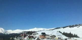 14:16 Strat de zăpadă optim la Rânca.Turiștii cazați vor putea schia gratuit de Paște