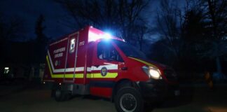 Accident în Târgu Jiu: motociclistă de 17 ani rănită după impact cu un autoturism